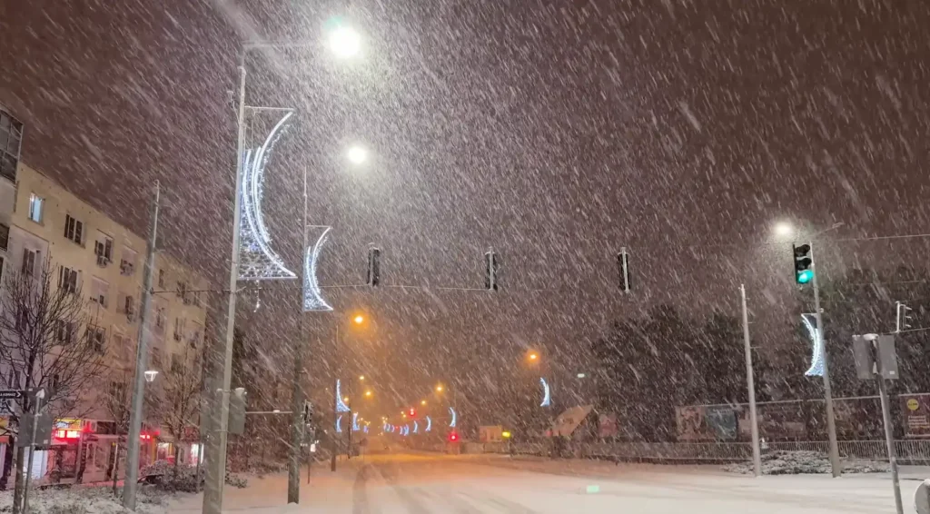 Lecsap a hó, vagy kisüt a nap? Megosztja az országot az időjárás a következő 3 napban!