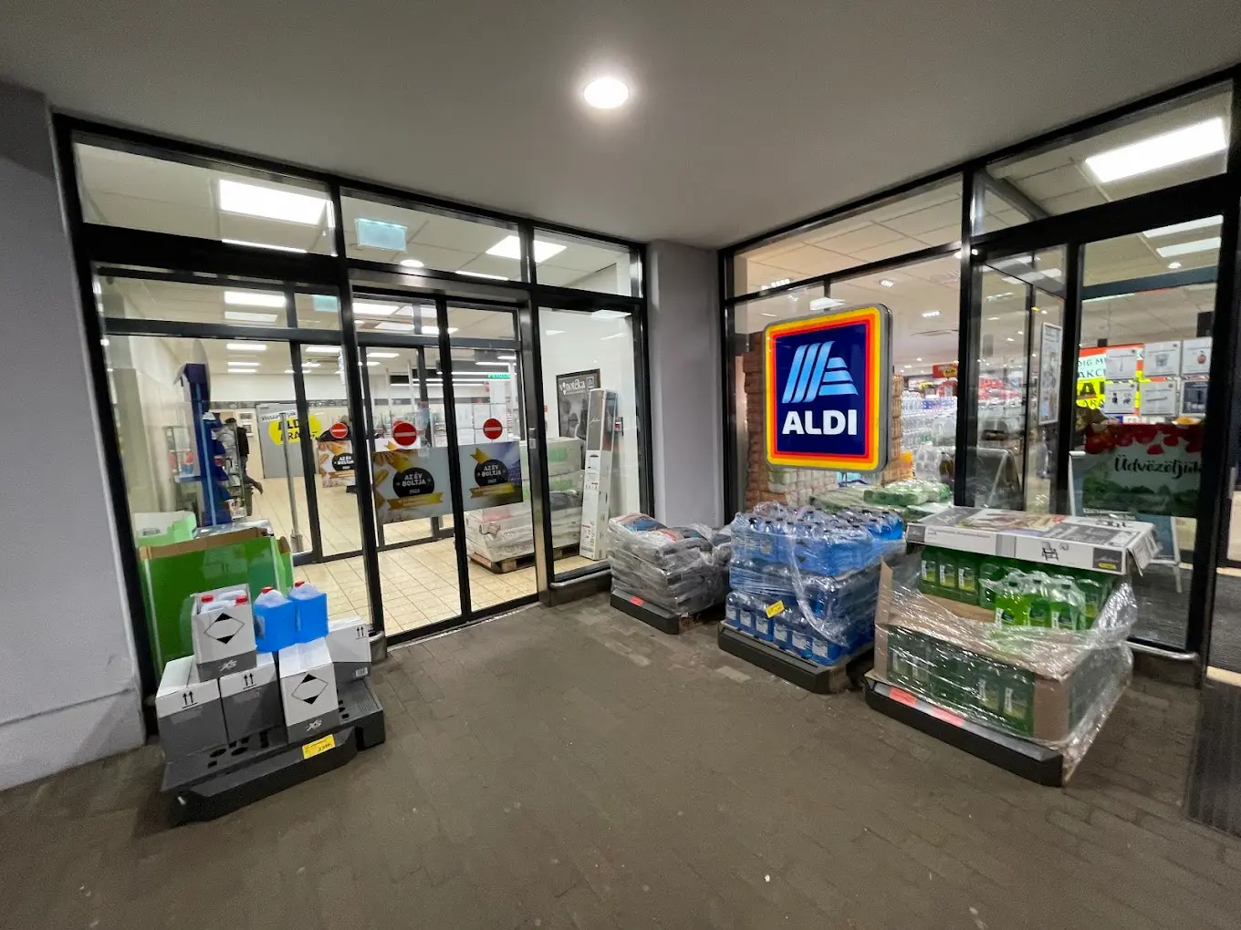 A családi házban élők rohannak az Aldiba, csak 5999 Ft lesz az egyik leghasznosabb kerti kiegészítő