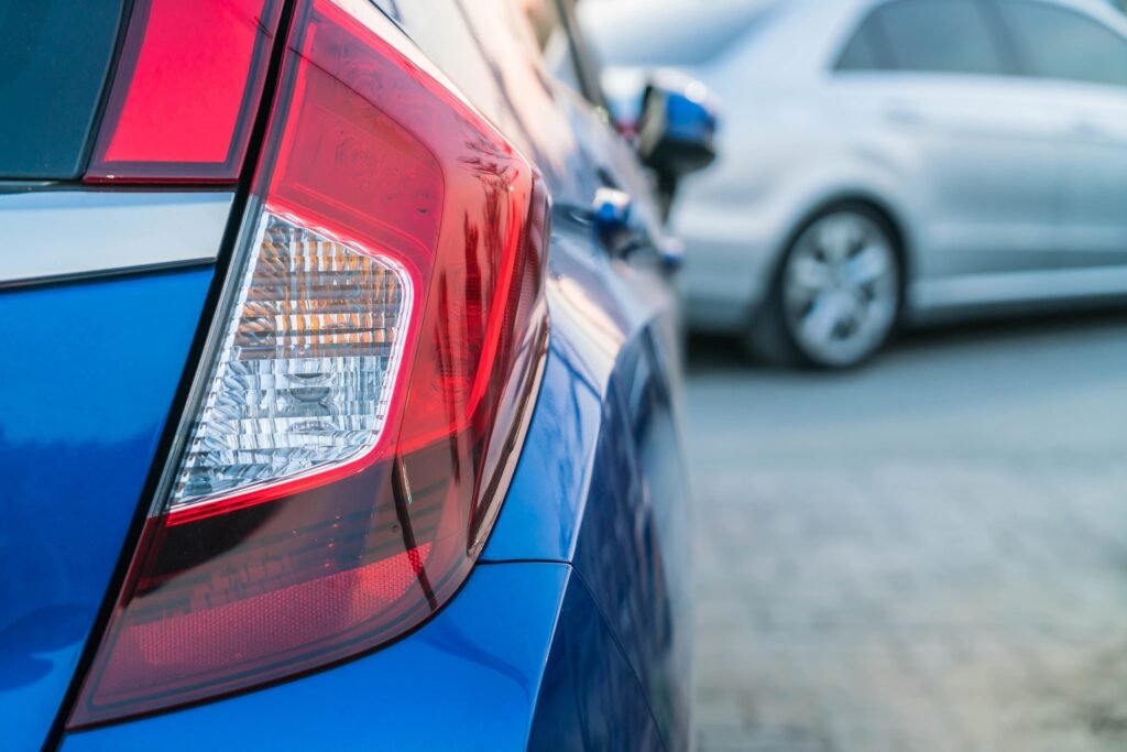 A pszichológia szerint azok az emberek, akik tolatva parkolnak, nyolc olyan jellegzetes tulajdonságban osztoznak, amelyek gyakran együtt járnak az életben elért sikerrel