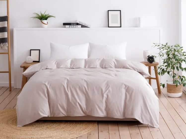 Soha ne tárold ezeket a gyakori tárgyakat a hálószobában – a feng shui szerint elszívják az energiádat